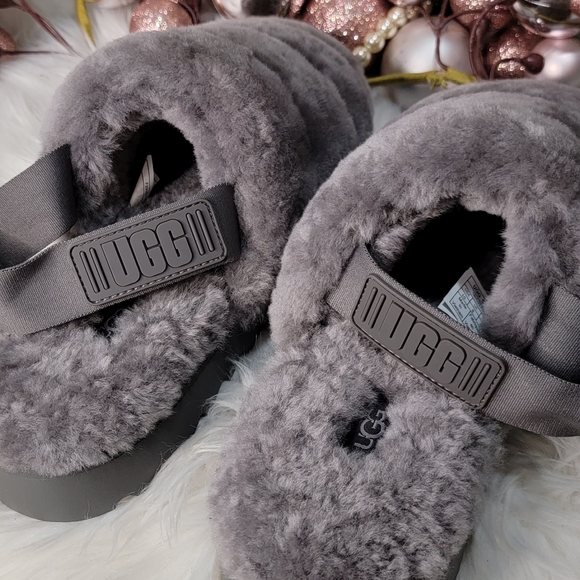 UGG Women's UGG Super Fluff Slippers Brand new - Picture 6 of 6